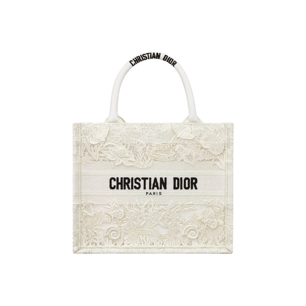 CHRISTIAN DIOR